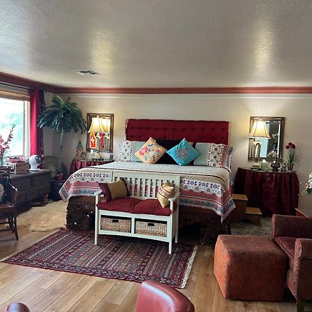 Mermaid'S Muse Bed And Breakfast Brookings Exterior photo