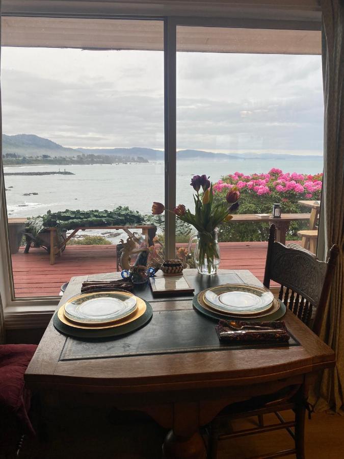 Mermaid'S Muse Bed And Breakfast Brookings Exterior photo